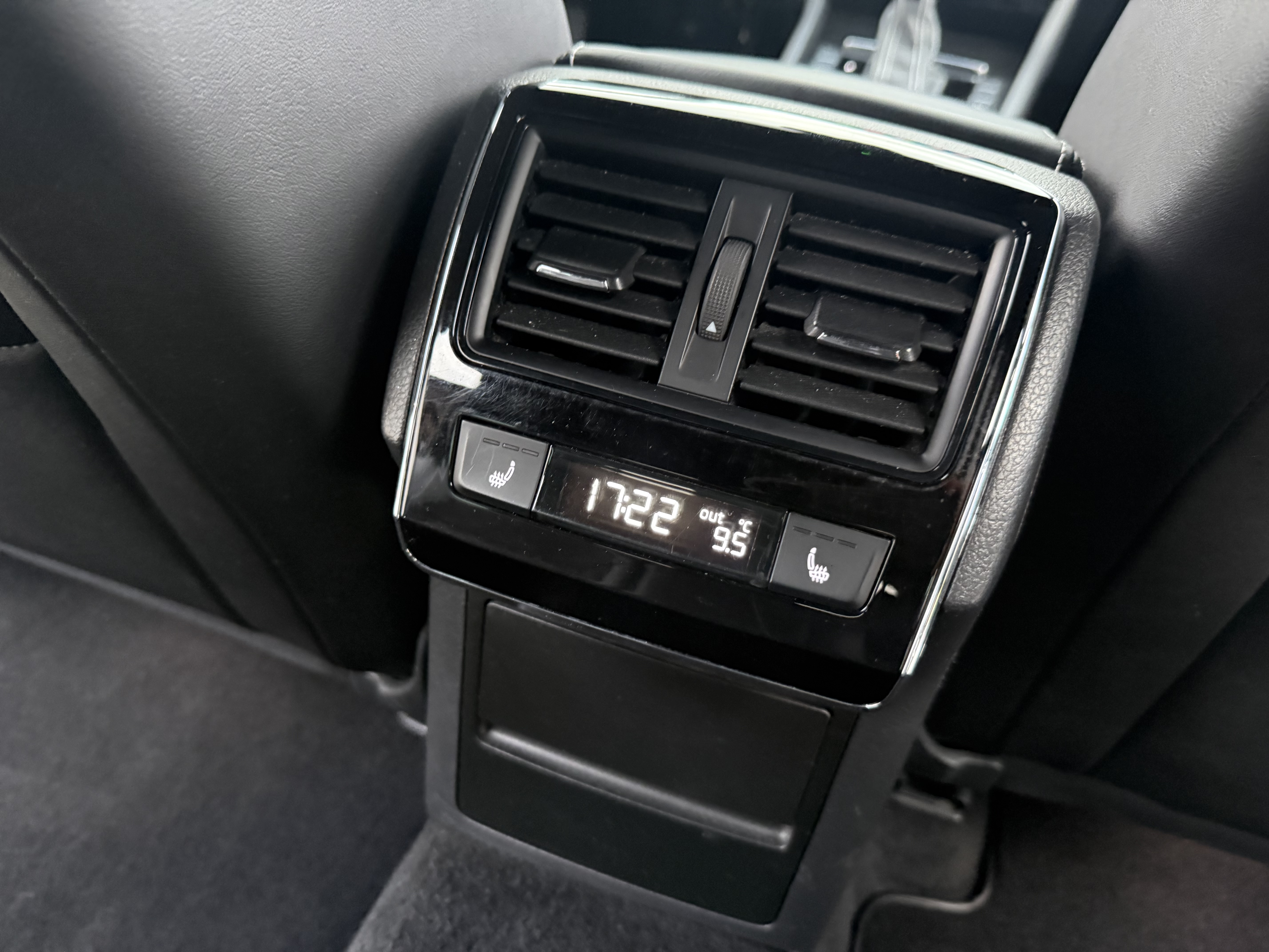 
								Sportline kamera 360 ful led radar digital licznik pod.przednia szyba full									