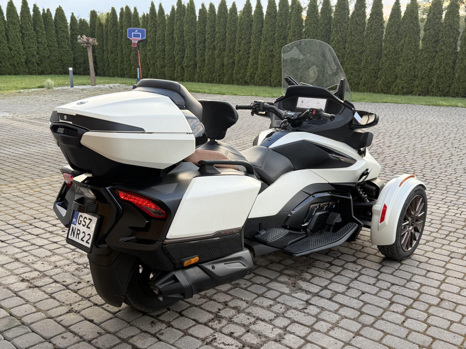 SPYDER RT SeaToSky nowy model przebieg 800km led carplay full