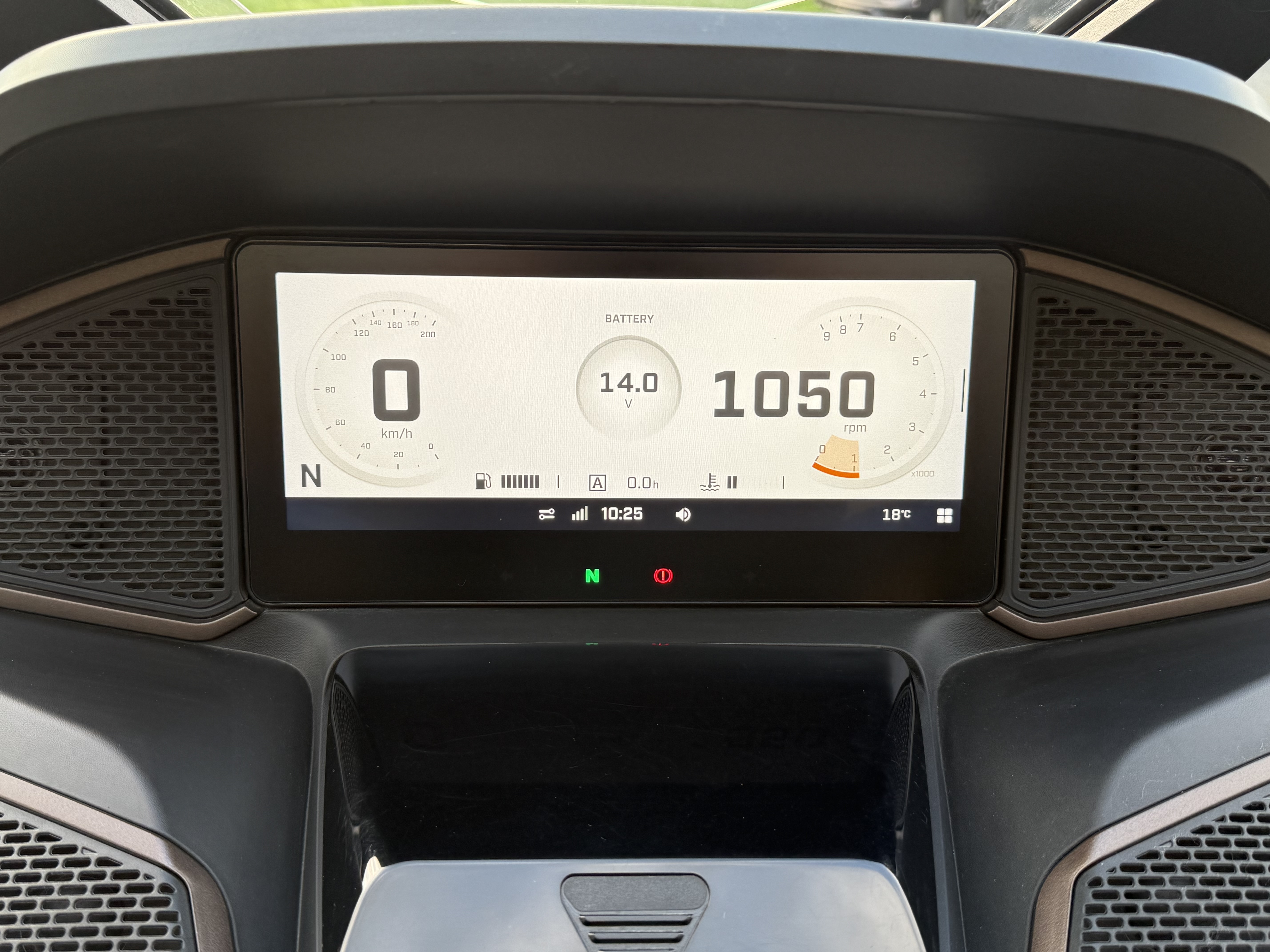 
								SPYDER RT SeaToSky nowy model przebieg 800km led carplay full									