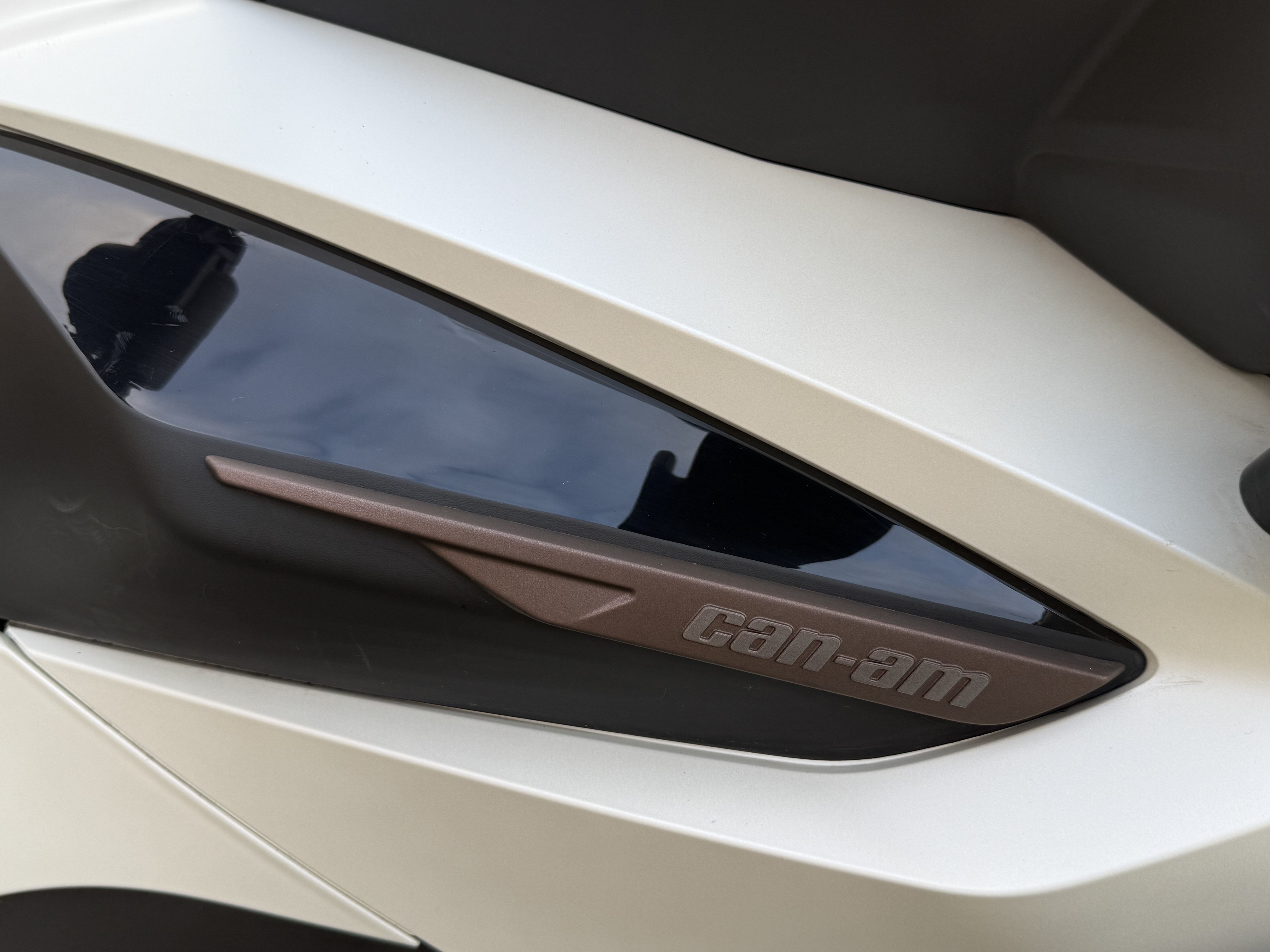 
								SPYDER RT SeaToSky nowy model przebieg 800km led carplay full									