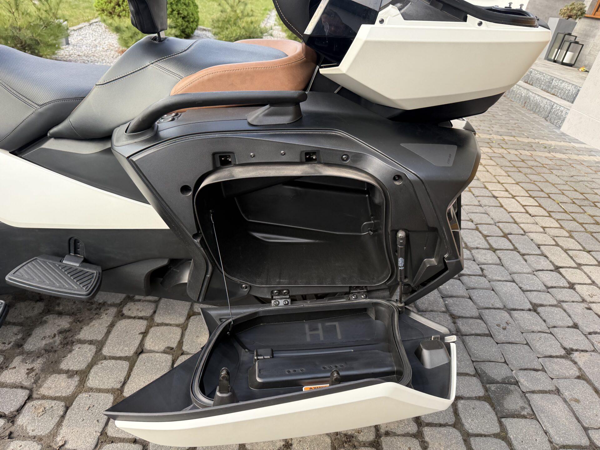 SPYDER RT SeaToSky nowy model przebieg 800km led carplay full