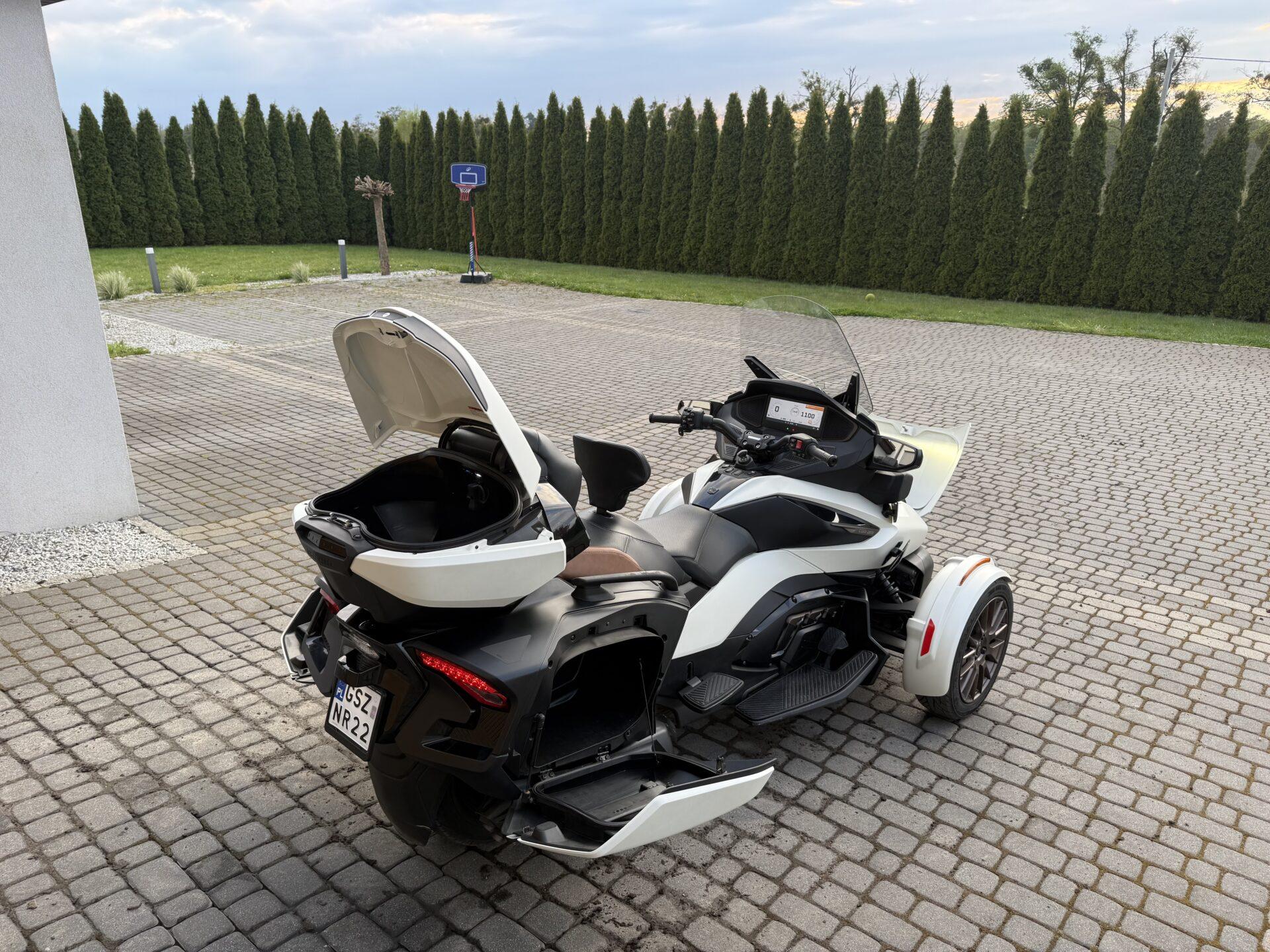 SPYDER RT SeaToSky nowy model przebieg 800km led carplay full
