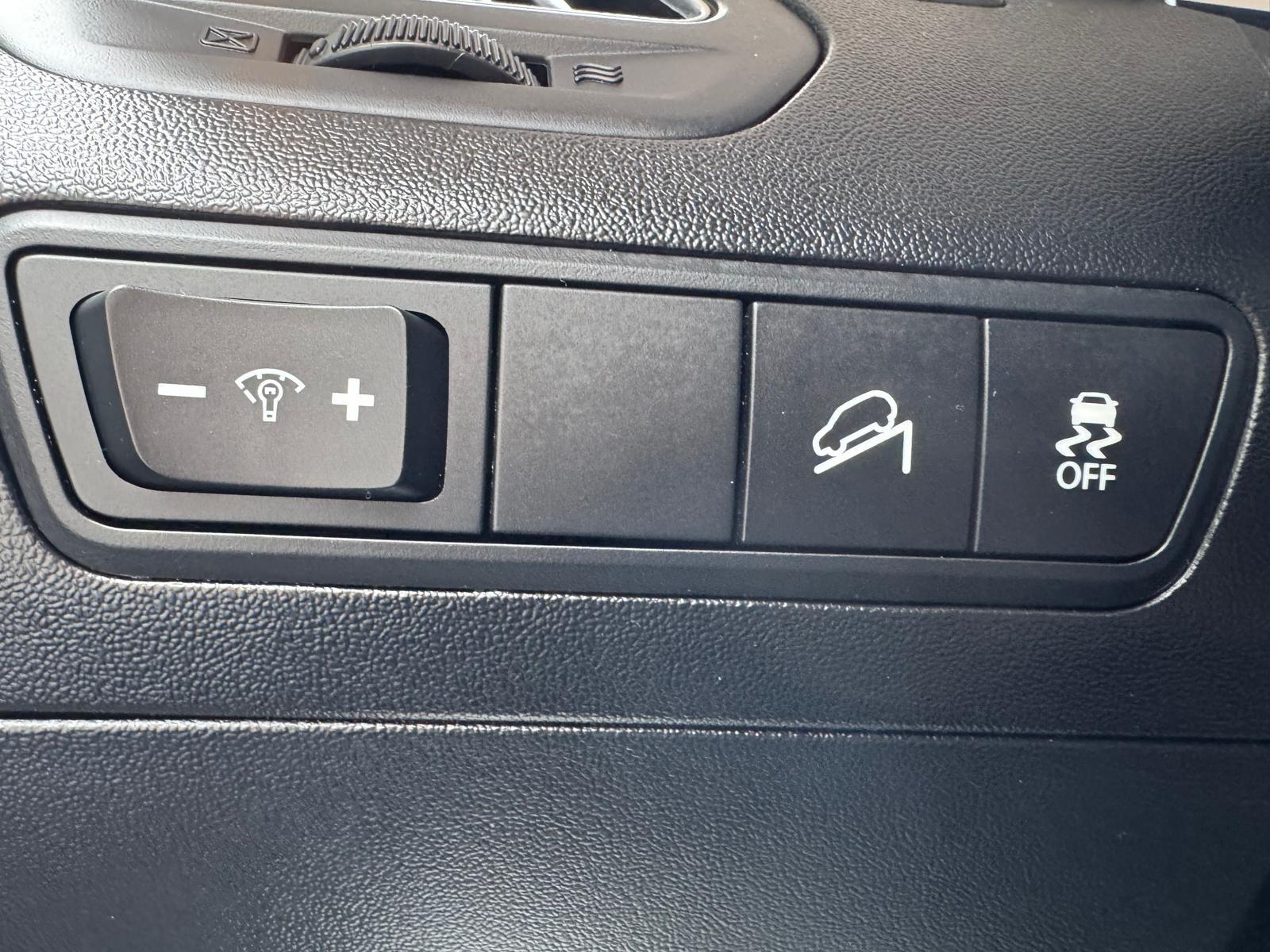 
								nawi kamera serwis klimatronik parktronik full									
