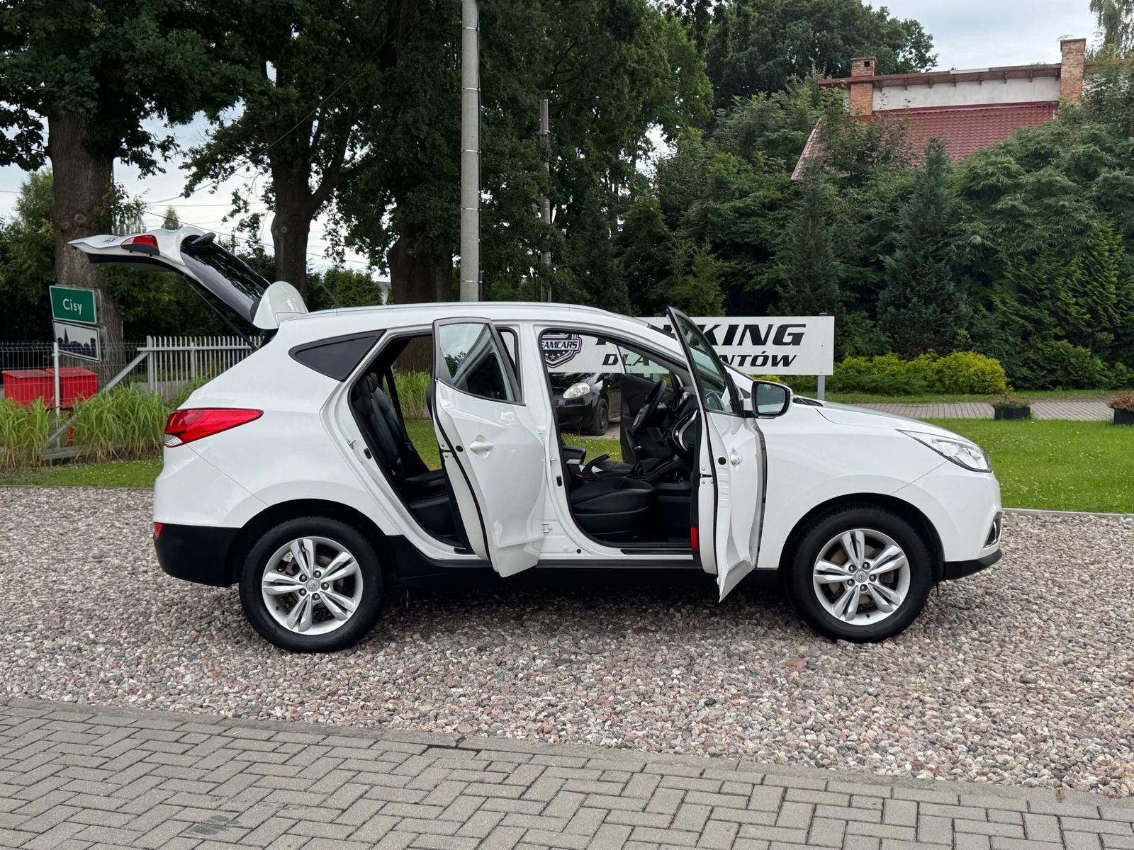 
								nawi kamera serwis parktronik klimatronik full									