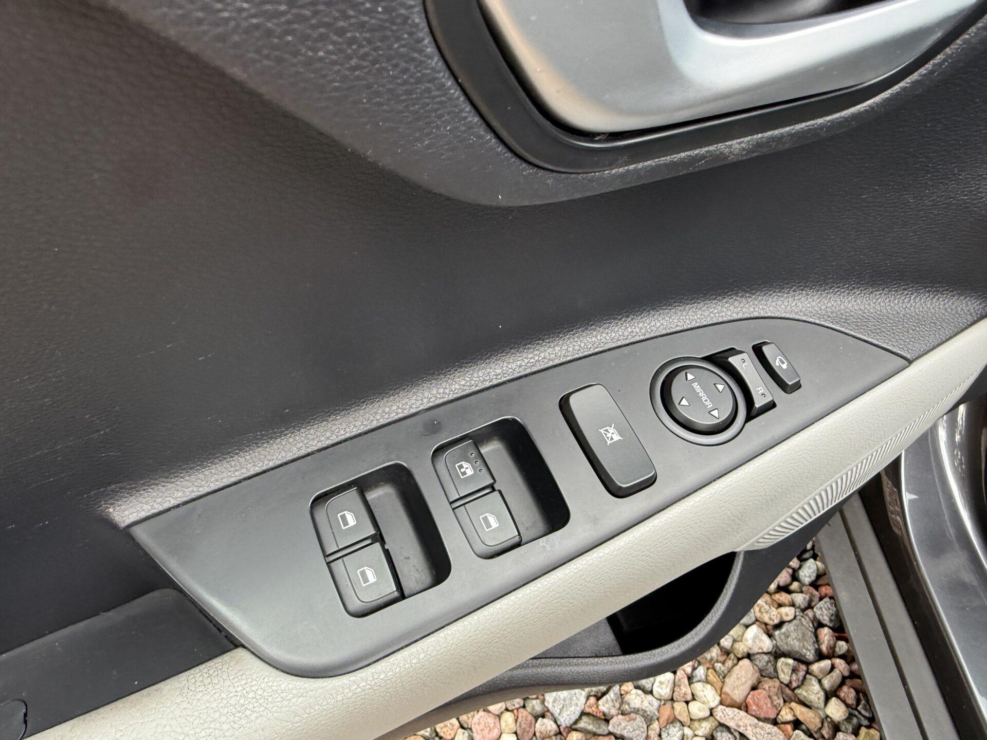 
								kamera serwis alu pod fotele pod kierownica full									