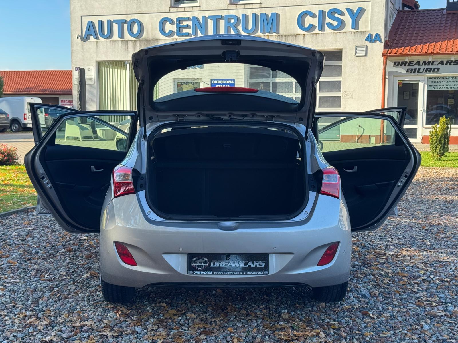 
								nawi kamera serwis parktronik serwis full									