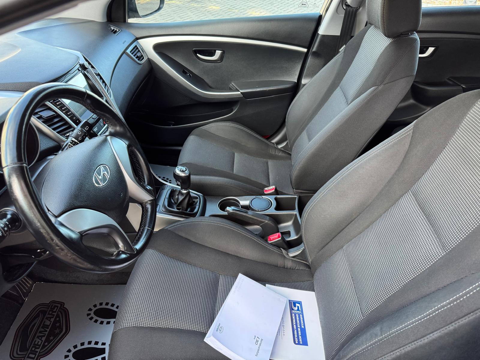 
								nawi kamera serwis parktronik serwis full									